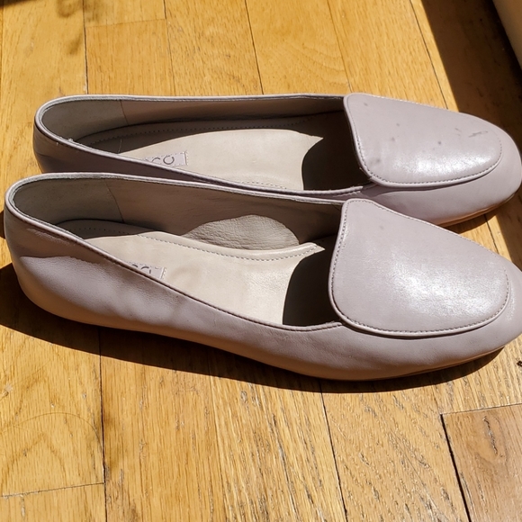 Lavender Ecco Flats - Picture 3 of 3